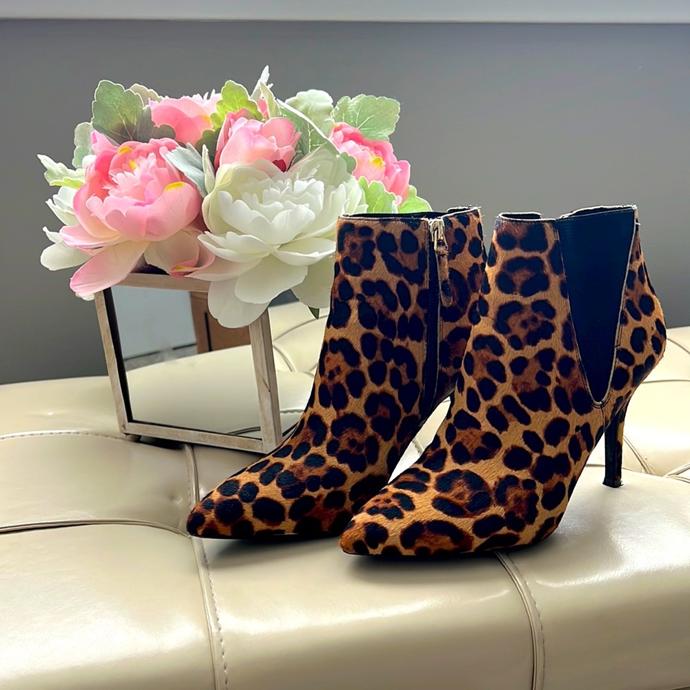 Nine West Leopard Print Size 7 Ankle Boots - Real Calf Hair